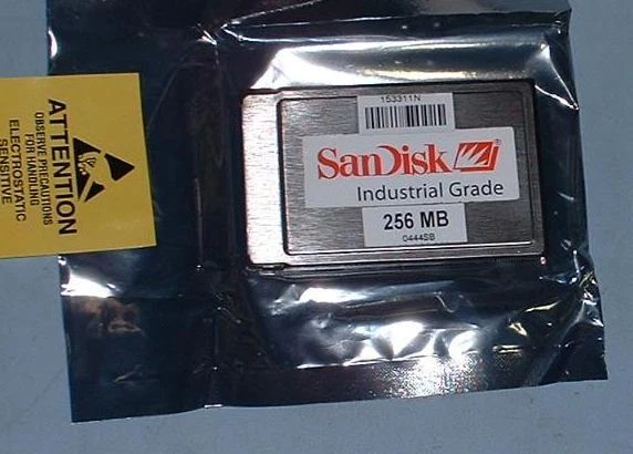 SanDisk 256MB PCMCIA ATA Flash Memory PC Card *** NEW/Sealed *** - Image 1 of 1