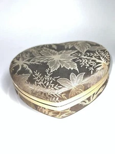 Vintage JEWELRY BOX HEART With Heart Mirror inside 6.15"x 6.15"W - Picture 1 of 5