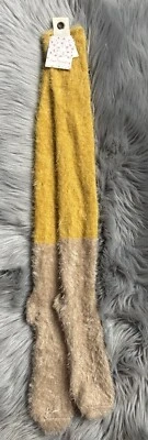 Free People Mujer Sobre la Rodilla Difuso Dos Tonos Tejido Calcetines Tostado Amarillo Peludo Nuevo con Etiquetas Foto 1 de 4