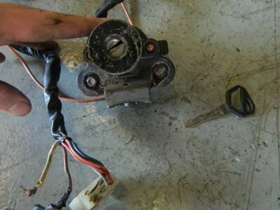 #* 93 95 Kawasaki Ninja ZX7R ZX 7R Interruptor de encendido Bloqueo Llave de arranque ** 1995  Foto 1 de 3