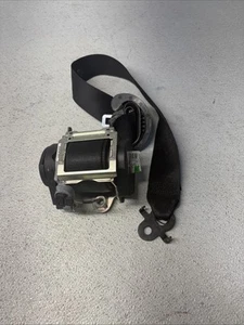 2011 - 2016 BMW 550I FRONT RIGHT PASSENGER SEAT BELT RETRACTOR 618120800 OEM - Picture 1 of 13