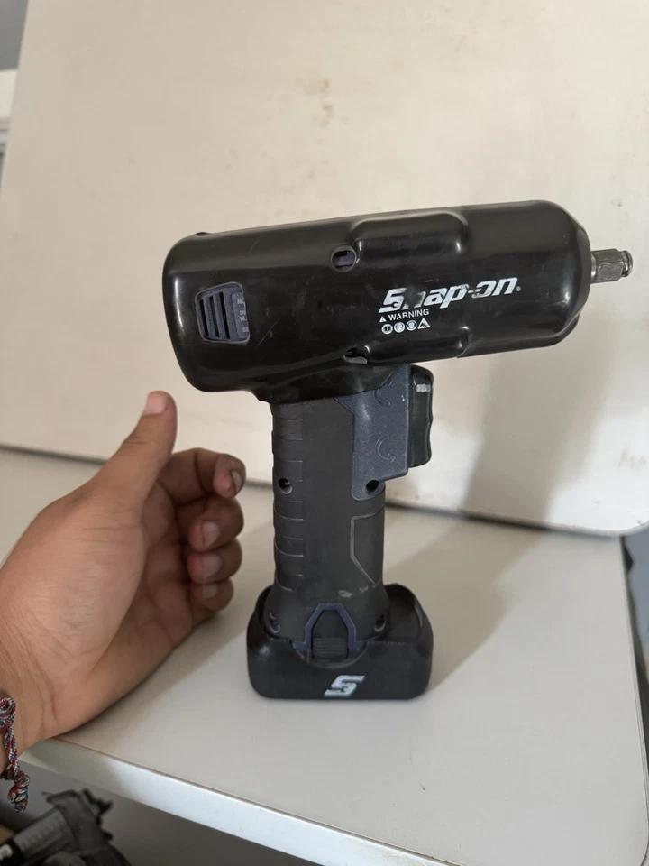 Snap-On 14.4V 3/8" Drive MicroLithium Cordless Impact Wrench Kit - Image 1 of 3