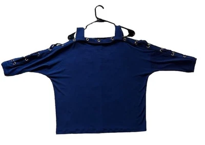 Carmen Marc Valvo Cold Shoulder Dolman Sleeve Blue Top with metal Loops Size M - Image 1 of 4