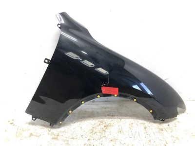 Maserati Levante 2017-2022 pasajero derecho panel guardabarros delantero fabricante original negro Foto 1 de 4