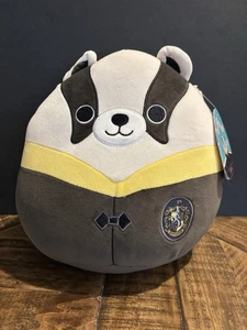 Squishmallows 8" Harry Potter Hufflepuff Badger in Cape New With Tags SAVE BIG! - Picture 1 of 5