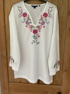 Boden white cotton with embroidered pattern long sleeve blouse size 12. - Picture 1 of 7