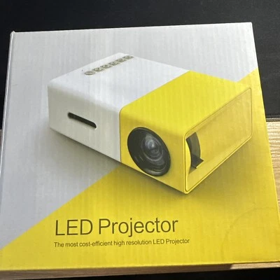 Excelvan YG300 Mini Portable LED Pocket Projector - Image 1 of 4