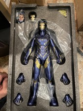 Hot Toys Avengers: Endgame MMS538 Die-Cast Rescue 1/6 Scale Figure