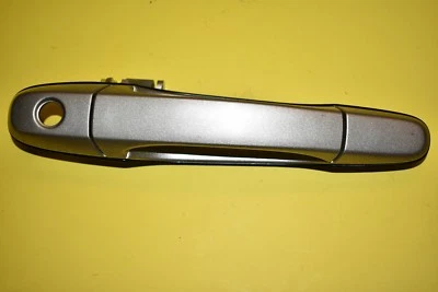 99 00 01 02 03 Lexus RX300 Manija de puerta exterior pasajero derecho delantero OEM dorado Foto 1 de 4