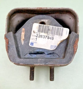 NEW GENUINE GM 22637949 MOUNT ASSEMBLY, ENGINE REAR 1982-1994 GM - Picture 1 of 10
