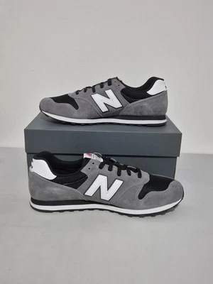 Baskets New Balance 373 UK taille 10 homme noir/gris véritable - Photo 1/4
