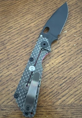 Strider SnG DGG Rosa Antiguo G-10 Corte Magna Titanio Foto 1 de 4
