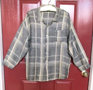 EUC Of Two Minds Shirt LARGE 3/4 Sleeve 100% Linen Gray Beige Hi-Lo Hem Sparkle - Picture 1 of 8