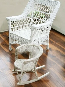 Vintage Childs Wicker Rocker, 1950's - Picture 1 of 9