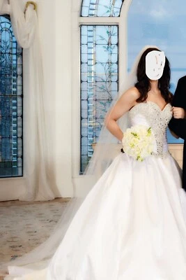 Vestido de baile de noiva Allure estilo C240/6/pescoço querido/branco/véu comprimento chão - Imagem 1 de 4