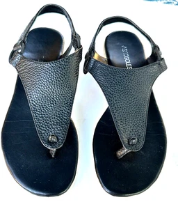Aerosoles Classic Rock Chlassic Black Thong Sling Back Sandals Women 9 Textured - Picture 1 of 7