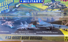 Galoob - Micro Machines - Collection #13-1993 -Great Bear Brigade
