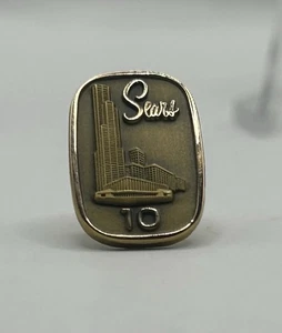 Prendedor de premio Sears 10 años 1/10 oro 10K lleno servicio al empleado, torre Sears - Imagen 1 de 2