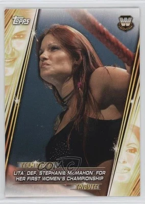 Topps WWE 2019 Women's Division Team Bestie Tribute Lita #TB-13 Foto 1 de 2
