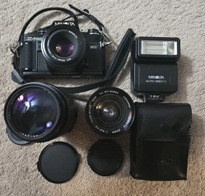 Minolta X-700 35mm Film SLR Camera w/50mm lens 280 Flash & Tokina 70mm - 210mm - Picture 1 of 14