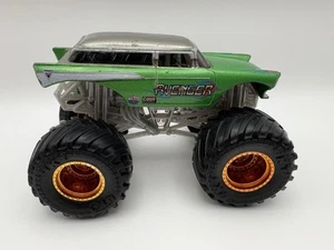 Monster Jam Series 5 Avenger World Finals 1:64 - Loose - RARE - Picture 1 of 7