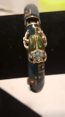 Brazalete Brazalete Escarabajo Verde Insecto Acentos Estrás  Foto 1 de 4