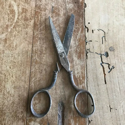 ancien ciseaux N7 - Photo 1/2