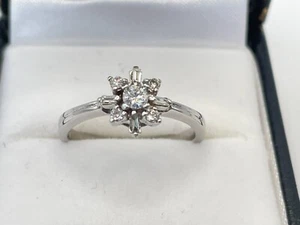 14ct White Gold 25pt Diamond Cocktail Cluster Ring. Goldmine Jewellers. - Picture 1 of 8