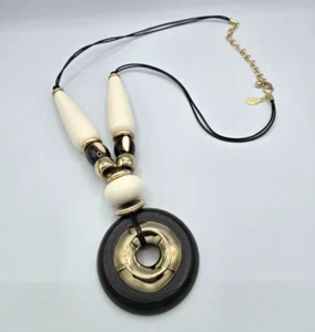 Collana con ciondolo perle Chicos nero bianco marrone dichiarazione tono oro grossa 30-35" - Foto 1 di 3