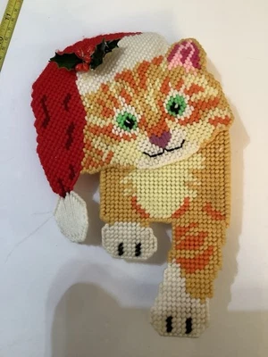 VTG Plastic Canvas Hand-stitched Needlepoint Yarn TABBY CAT GRANNY Core - Image 1 of 4