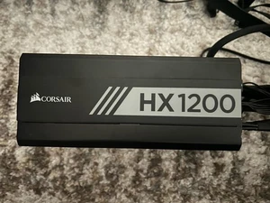 Fuente de alimentación totalmente modular Corsair HX1200 1200W 80+ con certificación Platinum - Imagen 1 de 6