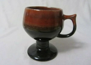 VINTAGE OTAGIRL FOOTED CUP MUG BROWN TO BLACK POTTERY WITH ORIGINAL LABEL - Picture 1 of 4