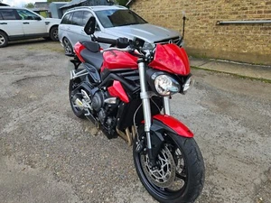 2019 Triumph Street tripple s 12 months MOT - Picture 1 of 11