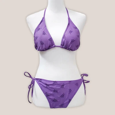 Bikini de cuerda floral púrpura Xhilaration | Traje de baño de dos piezas con corbata | Grande Foto 1 de 4