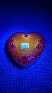 Fenton Art Glass trinket box, Fenton Gift Shop in Williamstown, WV Heart-Shaped - Picture 1 of 9