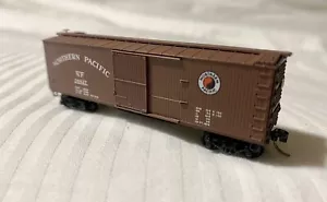 Kadee Micro-Trains MTL 39030 NP Northern Pacific Box Car 40' #38527 scala N - Foto 1 di 4