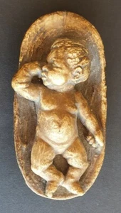 Australian E & M Pat Elvins Indigenous Baby In Coolamon Pottery Figurine - Picture 1 of 7