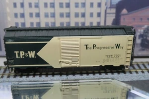 BLUEPRINT HO #9006 TOLEDO PEORIA & WESTERN 7021 40' AAR BOX CAR ! W/KD'S! - Picture 1 of 20