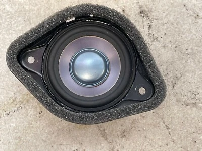 MERCEDES BENZ GL450 ML550 R350 OEM 06-12 REAR SPEAKER HARMAN KARDON - Image 1 of 3