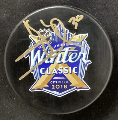 Henrik Lundqvist Signed Puck Hockey 2018 Winter Classic Rangers Auto Fanatics - Image 1 of 4