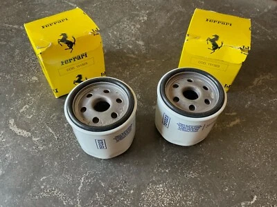 Filtros de aceite originales Ferrari 550 Maranello 2000 - juego de dos Foto 1 de 4