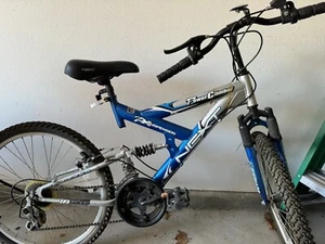 Next Bicycle - Picture 1 of 2