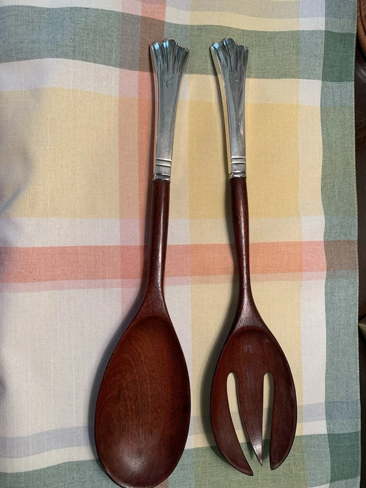 Juego de servir ensaladas vintage de plata y madera de ley, hecho a mano  Foto 1 de 4
