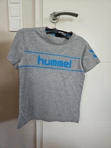Graues Sportshirt Hummel Gr. 140 - Bild 1 von 5