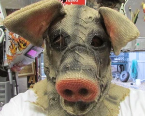 Scarecrow Pig Mask MOUTH MOVES Halloween HORROR MOVIE PROP SEX MASK NEW - Picture 1 of 13