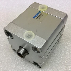 1 Stück Neu FESTO 536325 ADN-50-30-I-P-A KOMPAKTZYLINDER - Bild 1 von 3
