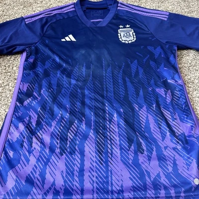 Camiseta Lionel Messi Argentina Original Visitante Mundial 2022 Grande NECESITA TRABAJO LEER Foto 1 de 4