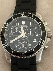 Orologio cronografo al quarzo VICTORINOX SWISSARMY MAVERICK - Foto 1 di 10