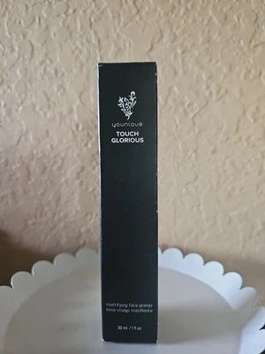 PRIMACIÓN FACIAL MATIFICANTE YOUNIQUE Touch Glorious 1 fl oz 30 ml nueva descontinuada  Foto 1 de 2