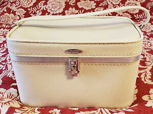 Vintage Featherlite Makeup Small Overnight Carry On Luggage Case Off White/Cream